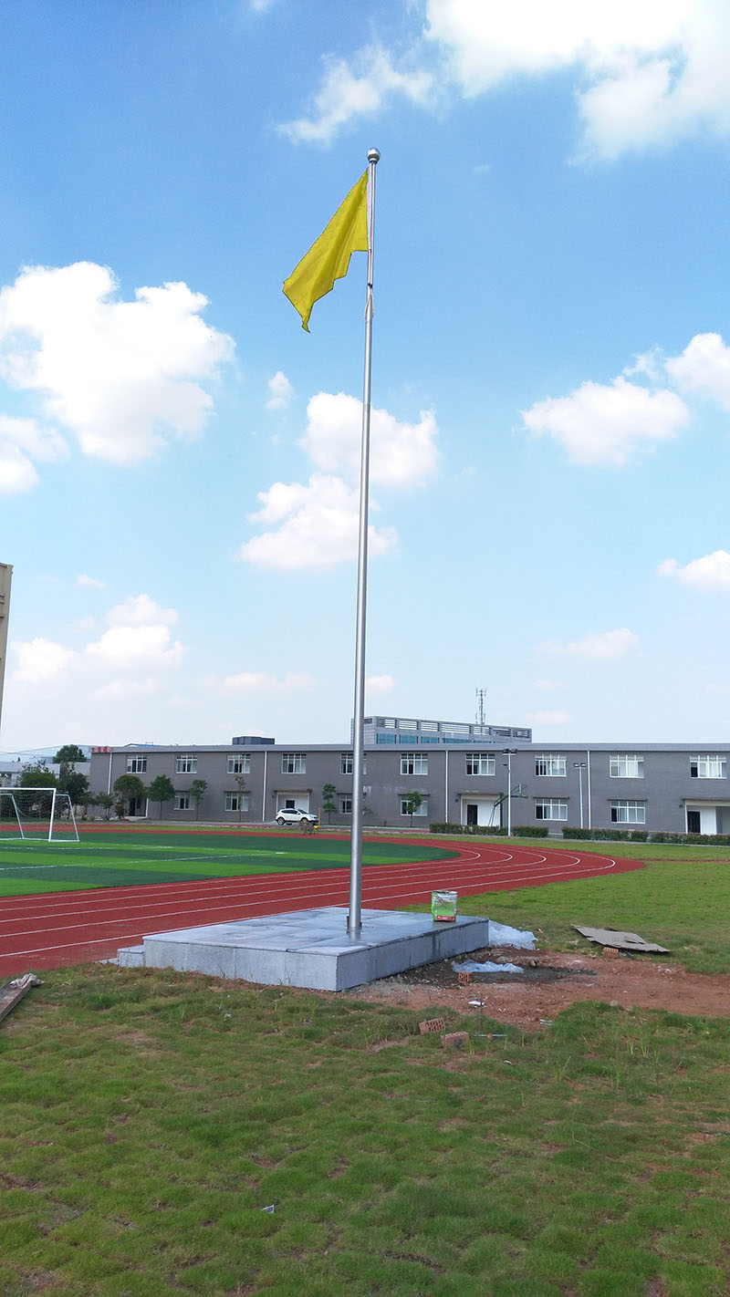 广场旗杆4